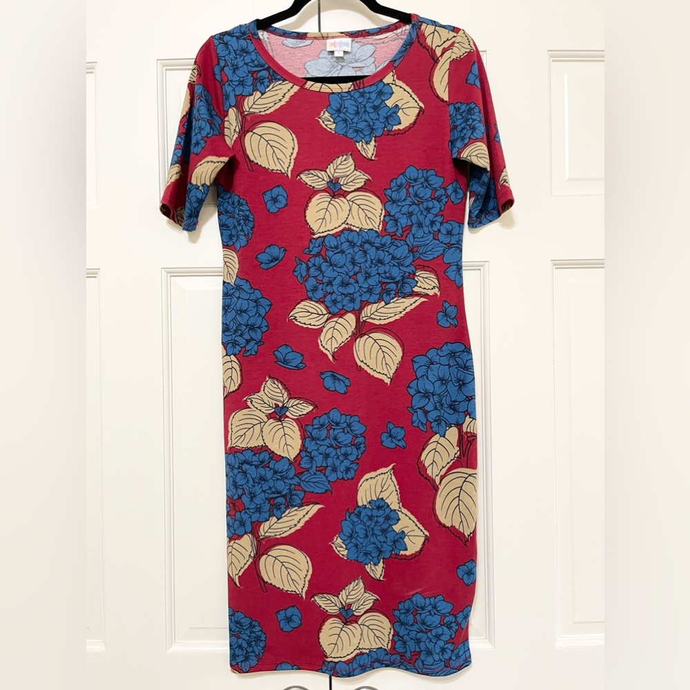 NWOT LuLaRoe Small Julia Dress with Floral Print Vintage